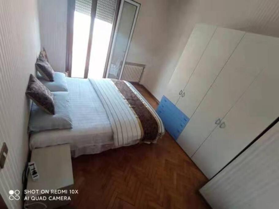 Linda'S Apparment Rooms ميستر المظهر الخارجي الصورة