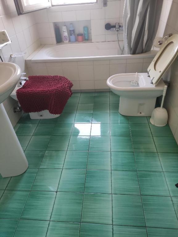 Linda'S Apparment Rooms ميستر المظهر الخارجي الصورة